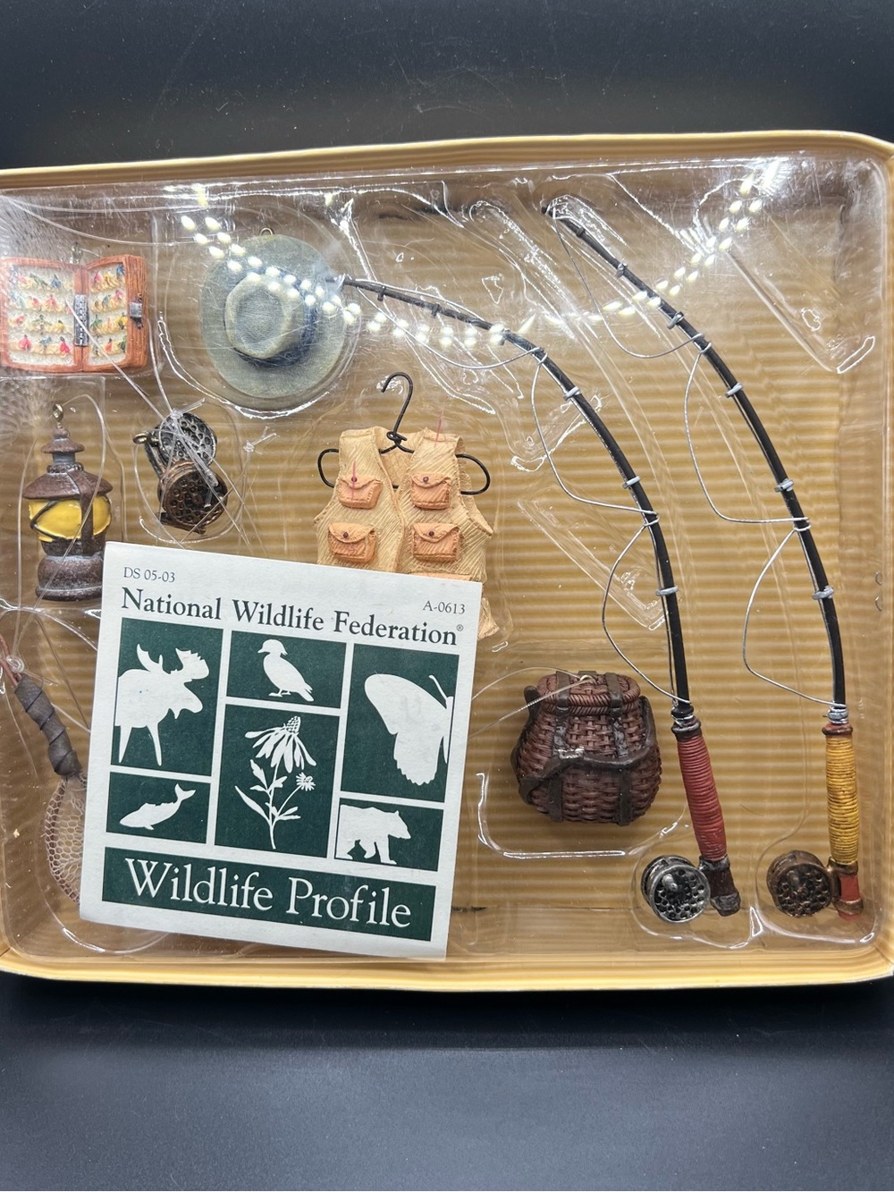 National Wildlife Federation Wildlife Profile fishing ornament set (-boots)